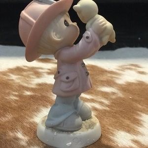 COPY - Precious Moments *WITH peach BOX*